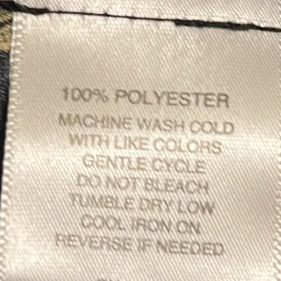 Wishful Park, Roll Tab Sleeves, Floral Print, V-Neckline Top, Multi, Size Large - Picture 6 of 6